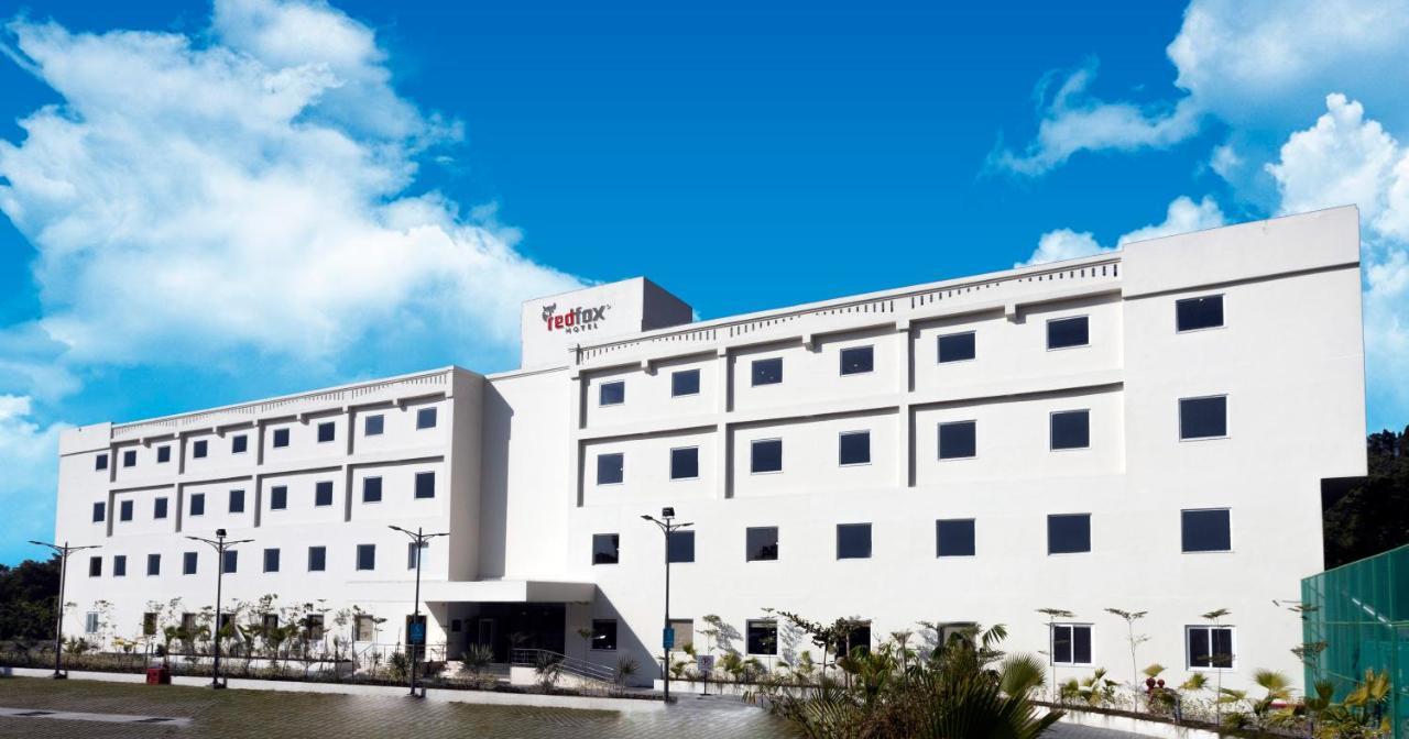 Red Fox By Lemon Tree Hotels, Dehradun Exterior photo